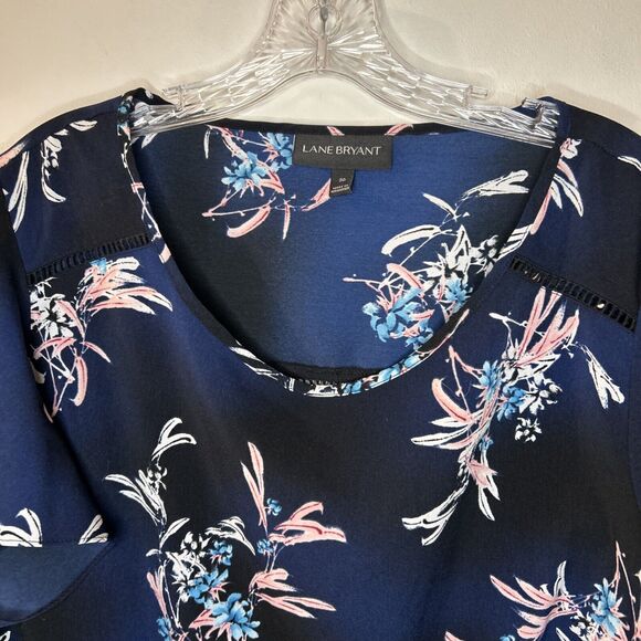 Lane Bryant Top Women size 20 short‎ sleeve blue floral scoop neck - Picture 3 of 7